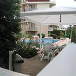 Apartamento Complex Starfish със собствено паркомясто