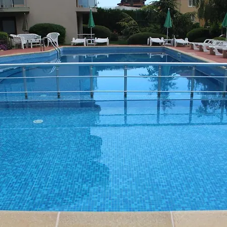 公寓 Complex Starfish със собствено паркомясто