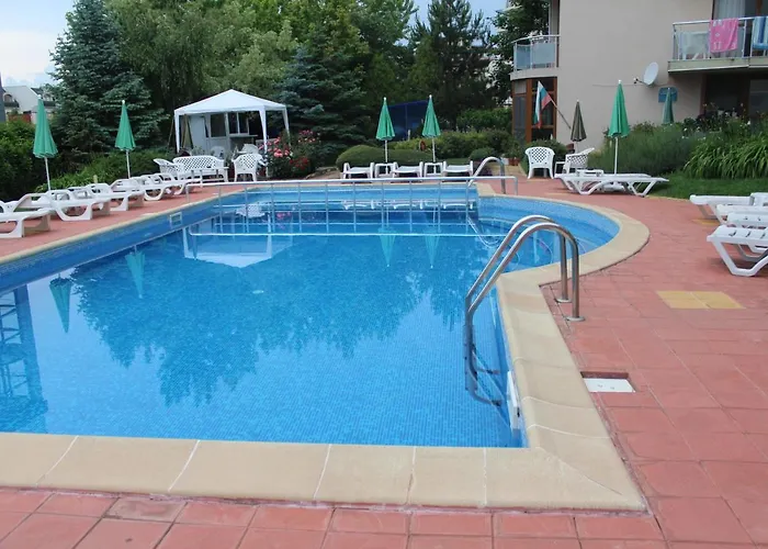 Апартамент Complex Starfish със собствено паркомясто *